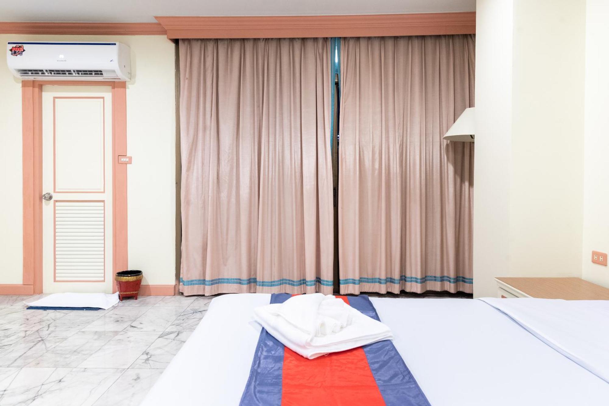 75 Paradise Lane Managed By Loft Group Bangkok Ngoại thất bức ảnh